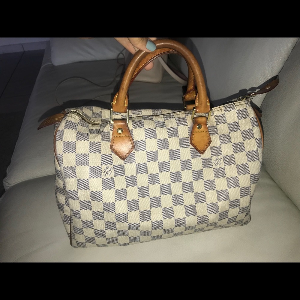 Authentic LV Azur 30”